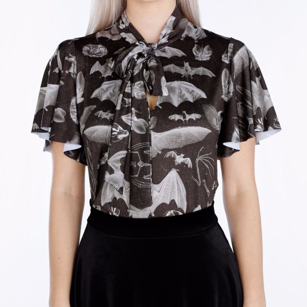 NWT Blackmilk Gone Batty Flouncy Top Sz SM